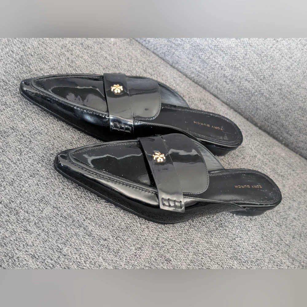 Tory Burch  Pointed Toe Mule